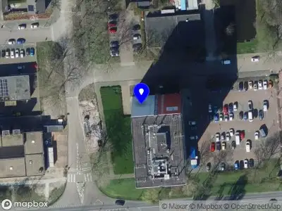 Ambulance met grote spoed naar de Saturnusstraat in Spijkenisse