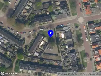 112 melding Ambulance met gepaste spoed naar de Willem de Zwijgerstraat in Rozenburg