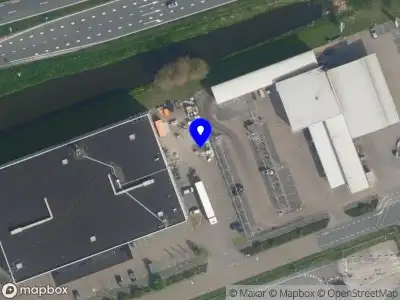 Ambulance met gepaste spoed naar de Importweg in Delfgauw