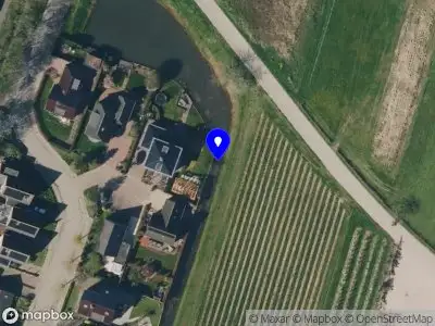 Politie naar de Vogelenzangseweg in Lienden vanwege aanrijding met letsel