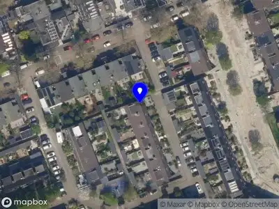 Ambulance met gepaste spoed naar de Cipressendreef in Vlaardingen