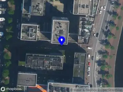 Brandweer met gepaste spoed naar de Winthontstraat in Amsterdam