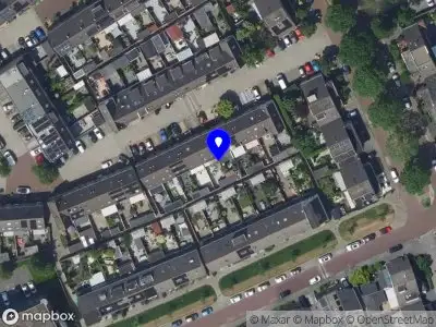 Ambulance met gepaste spoed naar de Johanna Naber-erf in Dordrecht