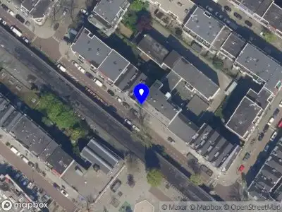 Ambulance met gepaste spoed naar de Vijverhofstraat in Rotterdam