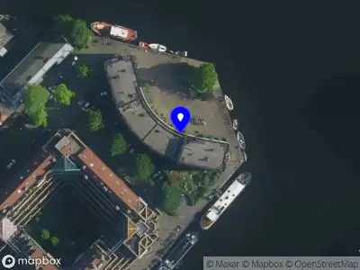 112 melding Ambulance met grote spoed naar de Windrooskade in Amsterdam