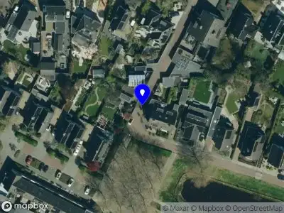 Brandweer met gepaste spoed naar de Otterlaan in Veenendaal vanwege afhijsen patient
