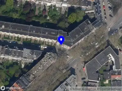 112 melding Ambulance met grote spoed naar de Hofstedestraat in Rotterdam