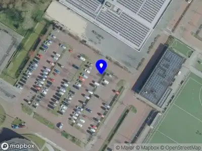 Brandweer met grote spoed naar de Campuslaan in Wijchen vanwege voertuigbrand