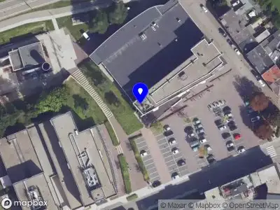 Brandweer met grote spoed naar de Maria Gorettiplein in Kerkrade vanwege voertuigbrand