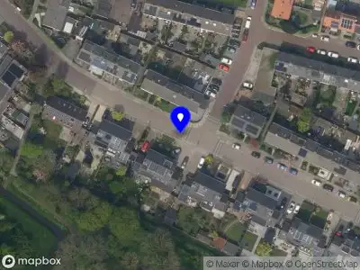 Ambulance met grote spoed naar de Hollemarestraat in Zwartewaal