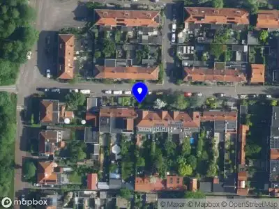 Ambulance met grote spoed naar de Bergenvaarderstraat in Amstelveen