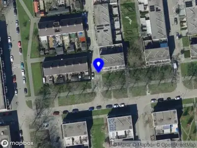 Ambulance met grote spoed naar de Keyenburg in Rotterdam