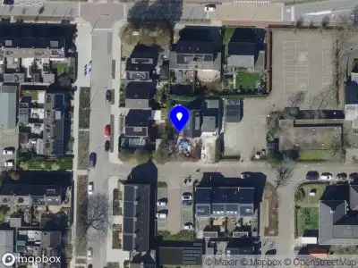 Ambulance met grote spoed naar de Vlietweg in Barendrecht