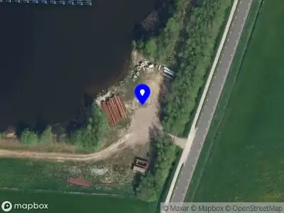 Politie met gepaste spoed naar de De Musels in Beilen vanwege voertuigen te water