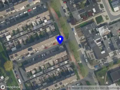 Ambulance met grote spoed naar de Elzenlaan in Pijnacker