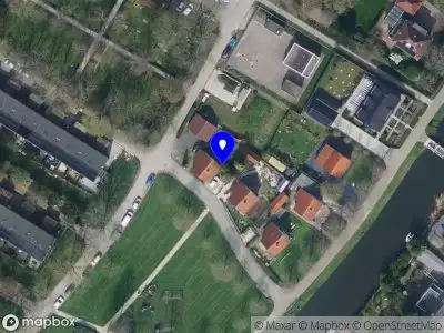 Brandweer met grote spoed naar de Hammerfestlaan in Puttershoek vanwege waarnemen gaslucht