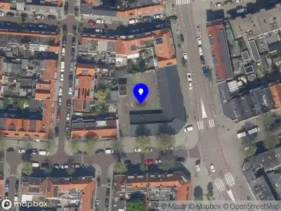 Brandweer met gepaste spoed naar de Rembrandtlaan in Schiedam