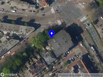 Brandweer met grote spoed naar de Jacob van der Doesstraat in 's-Gravenhage vanwege gebouwbrand