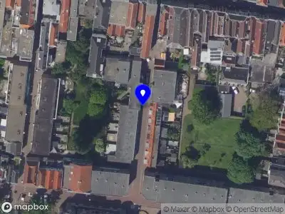 Ambulance met gepaste spoed naar de Pelserstraat in Dordrecht