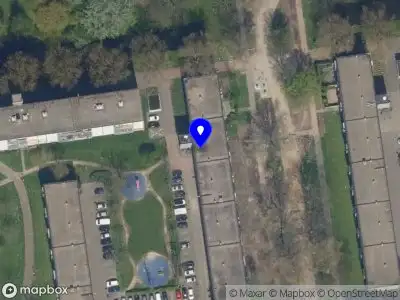 Ambulance met gepaste spoed naar de Cornelia van Zantenplein in Schiedam