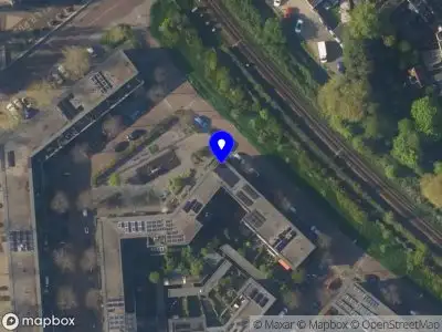 Ambulance met grote spoed naar de Smederijstraat in Leiden