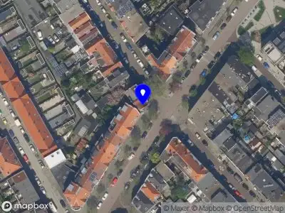 Ambulance met grote spoed naar de Sint Liduinastraat in Schiedam