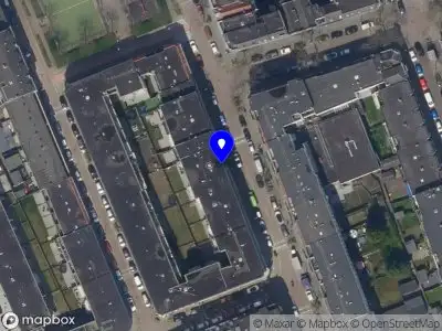 Ambulance met grote spoed naar de Pupillenstraat in Rotterdam