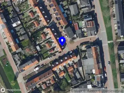 Ambulance met grote spoed naar de L.G. Molenaarstraat in Rhoon