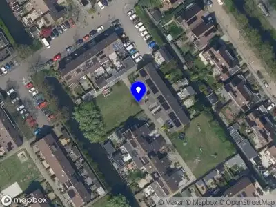Ambulance met grote spoed naar de Leliestraat in Streefkerk
