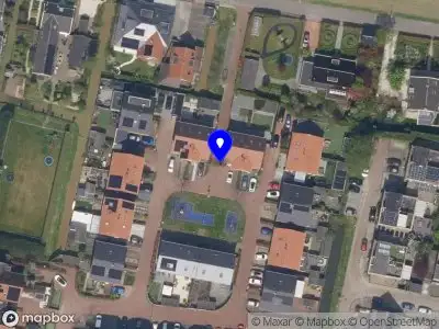 Ambulance met grote spoed naar de Beverwaardseweg in Rotterdam
