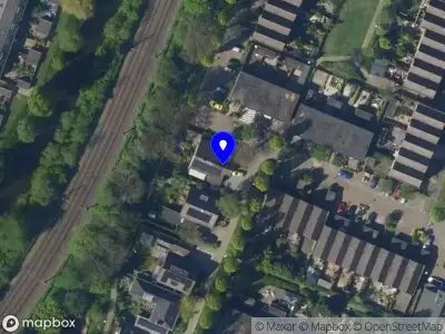 Ambulance met grote spoed naar de Stijn Streuvelshove in Zoetermeer