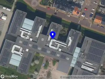 Brandweer met gepaste spoed naar de Hossenbosdijk in Brielle vanwege een buitenbrand