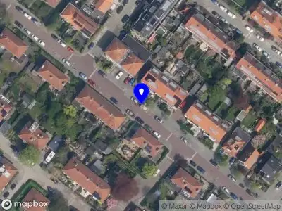 Ambulance met gepaste spoed naar de Adrianalaan in Rotterdam