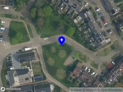 Brandweer met grote spoed naar de Snoeksloot in Houten vanwege afhijsen patient