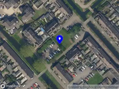 Ambulance met grote spoed naar de Beurs in Krimpen aan den IJssel