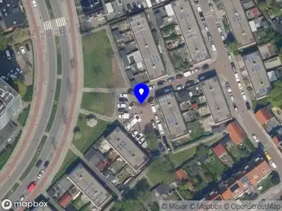 Ambulance met grote spoed naar de Koornwaard in Rotterdam