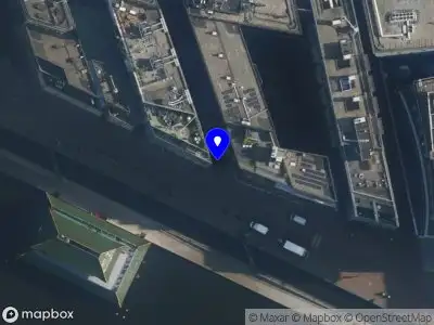 Brandweer met gepaste spoed naar de Harry Banninkstraat in Amsterdam