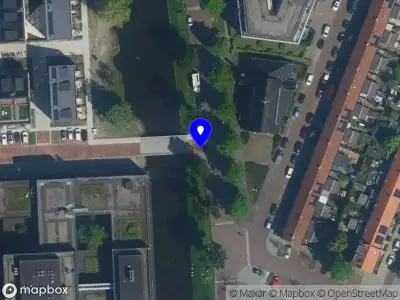 Ambulance met grote spoed naar de Richard Holkade in Haarlem