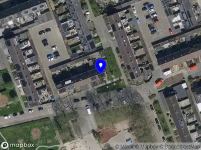 Brandweer met grote spoed naar de Komansweg in Zevenbergen vanwege voertuigbrand