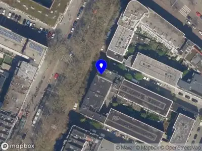 Ambulance met grote spoed naar de Vlietlaan in Rotterdam