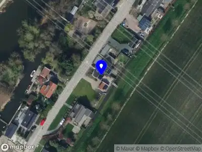 112 melding Politie naar de Hoeksedijk in Puttershoek vanwege personen te water