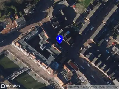 112 melding Brandweer met gepaste spoed naar de Godsplein in Hulst vanwege stormschade