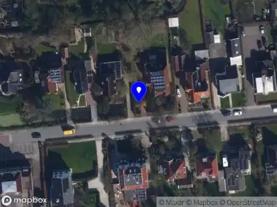 112 melding Brandweer met gepaste spoed naar de Stationsweg in Winsum vanwege een liftopsluiting