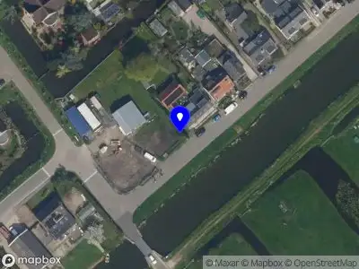 Ambulance met grote spoed naar de Bermweg in Capelle aan den IJssel