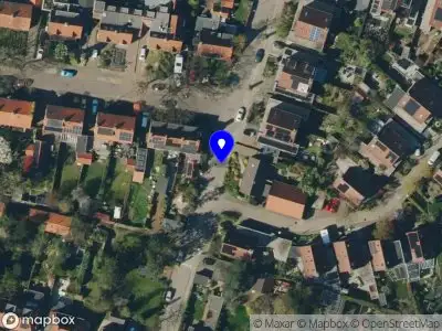 Brandweer met gepaste spoed naar de Candialaan in Rhenen vanwege stormschade