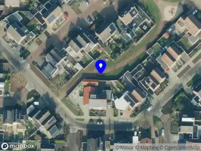 Brandweer met gepaste spoed naar de De Roerdomp in Denekamp vanwege stormschade