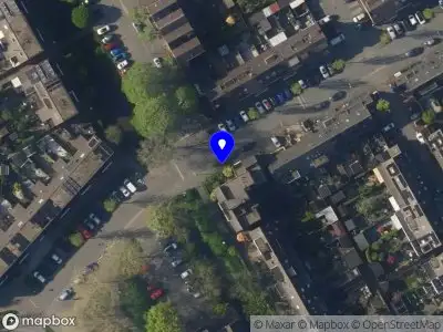 Brandweer met gepaste spoed naar de Stuifzwam in Alphen aan den Rijn vanwege stormschade