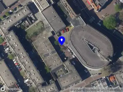 Ambulance met grote spoed naar de Pastoorswarande in 's-Gravenhage