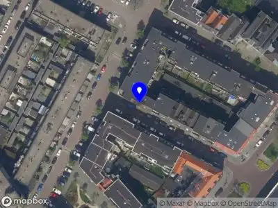 Ambulance met gepaste spoed naar de Heer Nicolaesstraat in Rotterdam