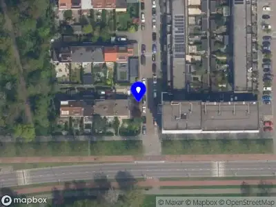 Ambulance met grote spoed naar de Achillesstraat in Rotterdam